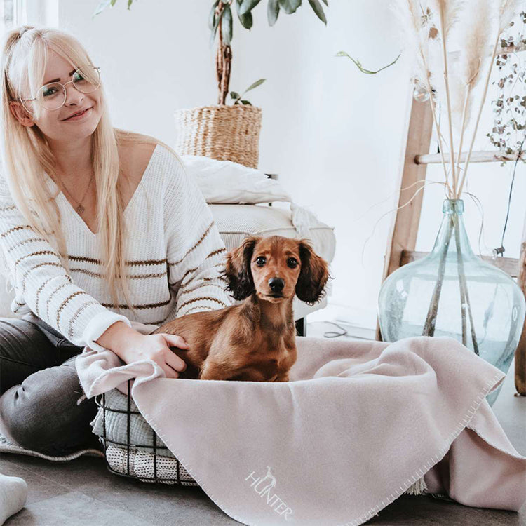 HUNTER - HUNDEDECKE CASPER | kuschelige Fleecedecke für Deinen Hund