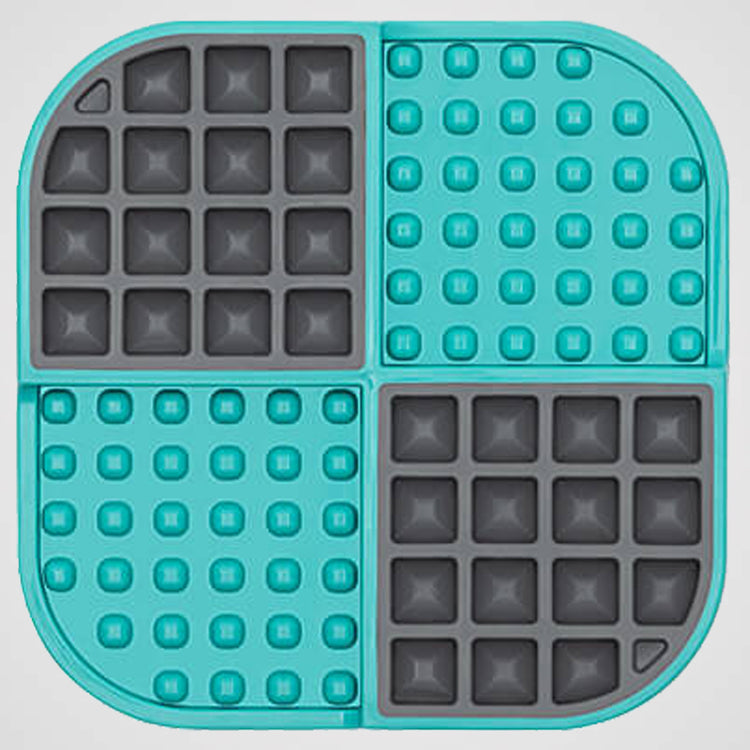 LickiMat - SLOMO | robuste Leckmatte & Antischlingnapf für Deinen Hund