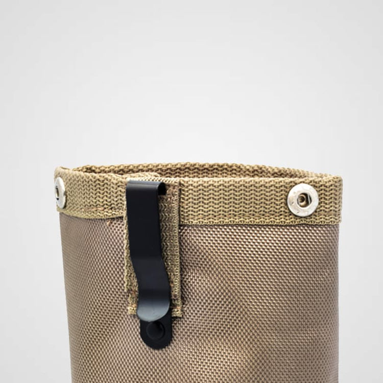 Wild Hazel - Futterbeutel Galerie 2